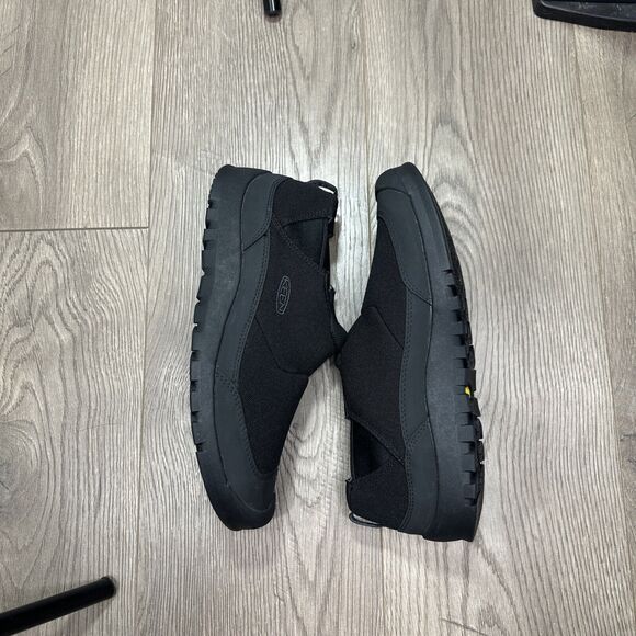 Keen Black Athletic Shoes for Women - Picture 3 of 8